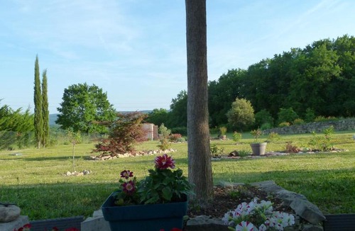 Queyssac-les-Vignes Bed & Breakfast | Chambre d'hôtes du Pilou