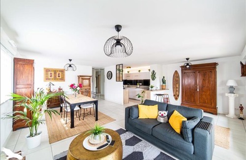 Saint-Pierre-d'Irube House | CHAMBRE D'HÔTE COSY Hiriburu