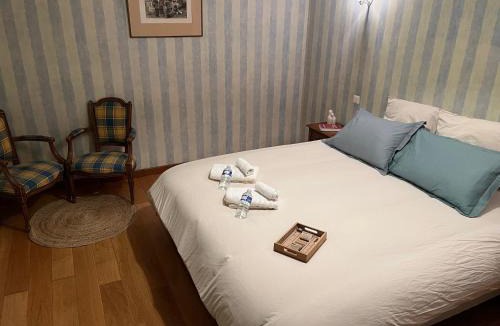 Saint-Remy-du-Plein House | Chambre d'hôte avec Charme et Jardin