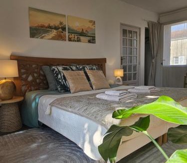 La Roche-sur-Yon Bed & Breakfast | Chambre d'hôte BALI avec parking
