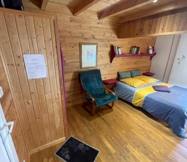 Charonville Bed & Breakfast | Chambre d'hôte - Chalet Détente