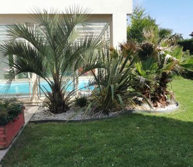 Serris Bed & Breakfast | Chambre d'hôte chez Sherley