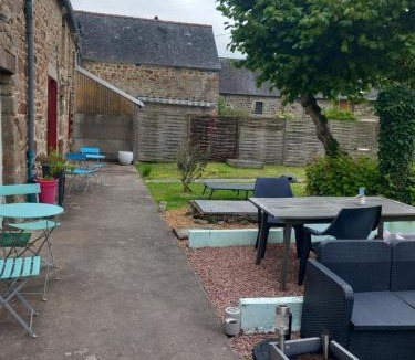 Roz-sur-Couesnon Bed & Breakfast | Chambre d'hôte de la baronne