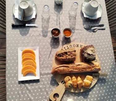 La Gueriniere Bed & Breakfast | Chambre d'hôte ensoleillée à 300m de la plage