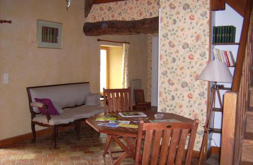Le Pin-la-Garenne Bed & Breakfast | Chambre d'hôte au domaine de la Miottiere