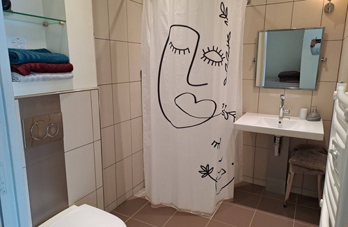 Saint-Loup-Geanges Bed & Breakfast | Chambre D'hôtes Victor Hugo