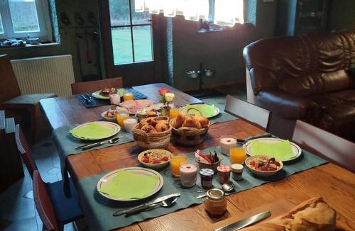 Planchez Bed & Breakfast | Chambre d'hôte Le Châtaignier