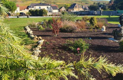 Vinay Bed & Breakfast | Chambre d'Hôte Les Ondines