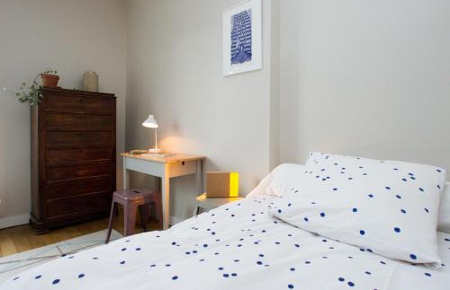 Quartier de la Chapelle Bed & Breakfast | Chambre d'hôte parisienne