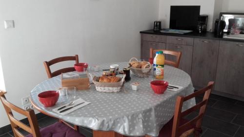 Les Herbiers Bed & Breakfast | chambre d'hôte Sainte Anne