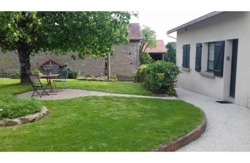 Saint-Gence House | Chambre d'hôtes à la campagne