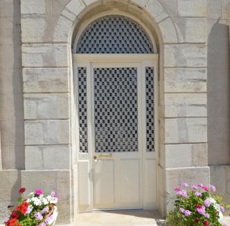 Toul Bed & Breakfast | Chambre d'hôtes à TOUL centre ville avec parking privé