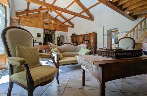 Retournac Bed & Breakfast | Chambre d'hôtes à Vousse