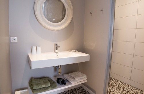 Biarritz City Centre Bed & Breakfast | Chambre d'Hôtes Arima