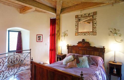 Belcastel Bed & Breakfast | Chambre d'Hôtes au Château de Belcastel