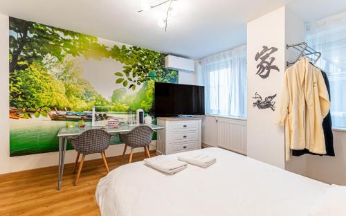Saint Nicolas - Charles III - Ville vieille - Trois Maisons - Leopold Bed & Breakfast | Chambre d'hôtes Au Coeur De NancyB&B proche gare de Nancy