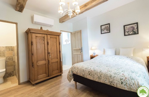 Sajas Bed & Breakfast | Chambre D'hôtes Belle Vue - Piscine - Vue Panoramique - Cuisine et Salon Privés