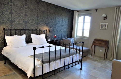 Valreas House | Chambre d'hôtes Château MontPlaisir