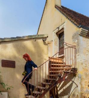 La Perriere Bed & Breakfast | Chambre d'Hôtes chez Artiste Verrier, La Perrière - Perche