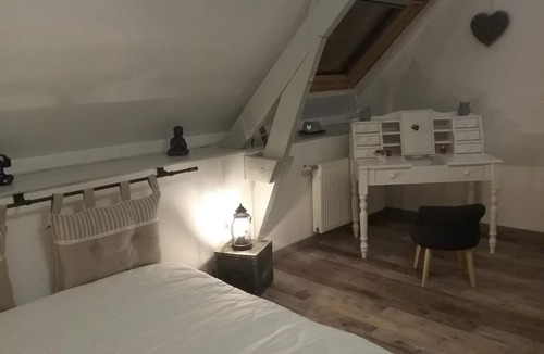 Nurlu House | Chambre d'hôtes Coquelicot