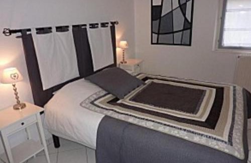 Woippy Apartment | Chambre d'hôtes de Florence