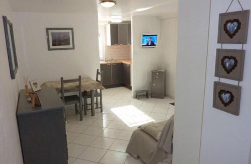 Woippy Apartment | Chambre d'hôtes de Florence