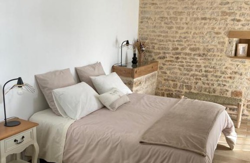 Saint-Martin-les-Melle Bed & Breakfast | Chambre d’hôtes de la Source