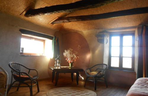 Saint-Izaire Bed & Breakfast | Chambre d'hôtes des Monts