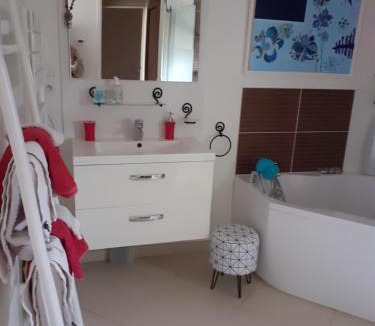 La Bohalle Bed & Breakfast | Chambre d'hôtes du Haut Chemin