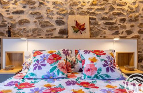La Roche Foulques Bed & Breakfast | Chambre d'hôtes avec piscine et petit-déjeuner proche d'Angers - FR-1-622-84
