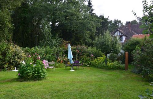 Ligny-le-Ribault Bed & Breakfast | Chambre d'hôtes "Perle", Communs de Bon Hôtel