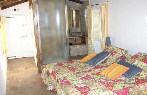 Rousson Other | Chambre D'hôtes