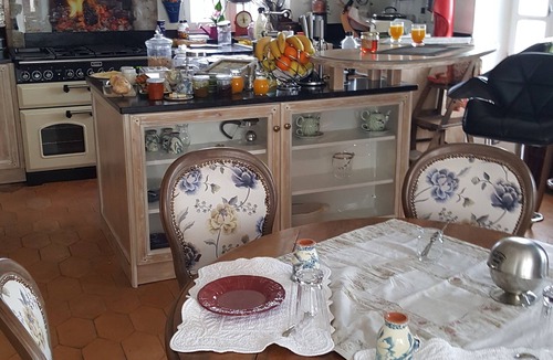 Rousson Other | Chambre D'hôtes