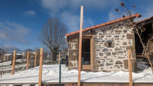 Siaugues-Sainte-Marie House | Chambre d'hôtes privative Au creux du nid
