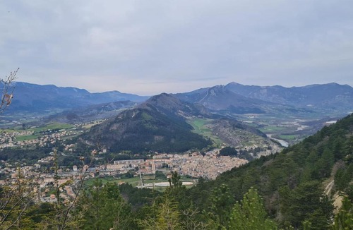 Volonne House | Chambre d'Hôtes
