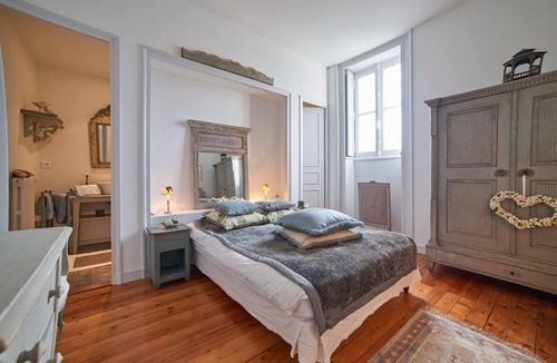 Montaigu Bed & Breakfast | Chambre d'hôtes Le Celadon