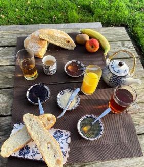 Segrie-Fontaine Bed & Breakfast | Chambre d hôtes le 23