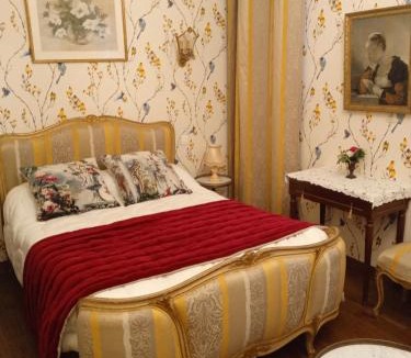 Villedomer Apartment | Chambre d'hôtes LA BELLE SAISON