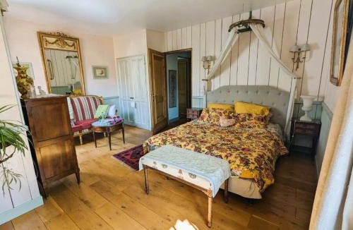 Pons Bed & Breakfast | Chambre d'Hôtes La Grenade Bleue