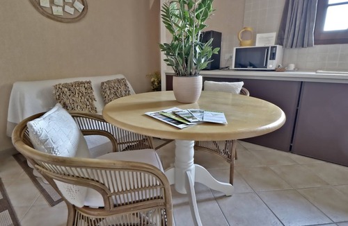 Saint-Ondras Bed & Breakfast | Chambre d'hôtes le Pas de l'âne