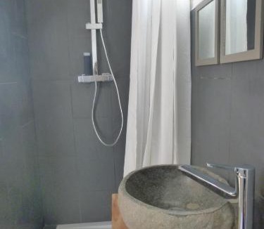 Saint-Jean Bed & Breakfast | Chambre d'hôtes "Mirabel"