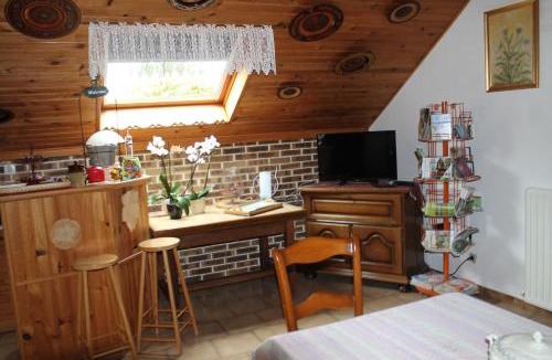 Nogent-le-Rotrou Bed & Breakfast | Chambre d'Hôtes "Orchidees"