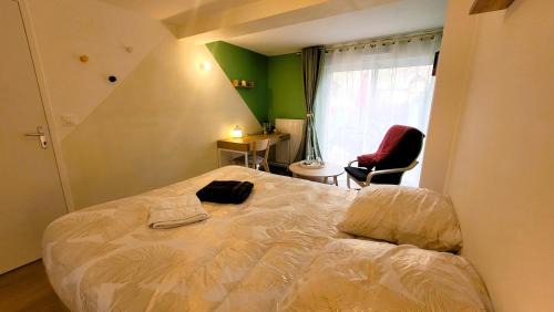 Les Longs Champs Bed & Breakfast | Chambre d'hôtes Olympe