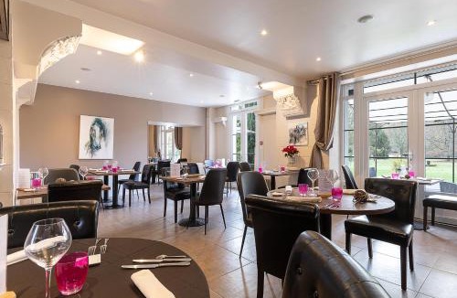 Moret-sur-Loing Bed & Breakfast | Chambre d'hôtes SOPHORA - Les Clés des Lys