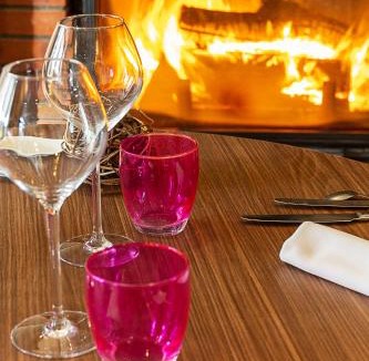 Moret-sur-Loing Bed & Breakfast | Chambre d'hôtes SOPHORA - Les Clés des Lys