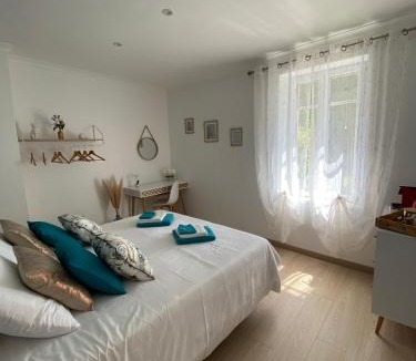 Reillanne Bed & Breakfast | Chambre d'hôtes Zephyr Libeccio Le Moulin de Prédelles