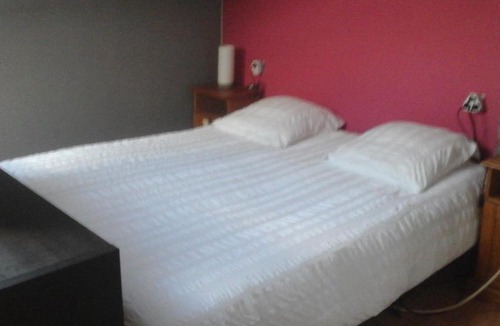 Saint-Julien-les-Gorze House | Chambre d’hôtes Campagne