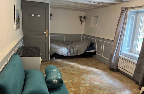 Etival-les-le-Mans Bed & Breakfast | Chambre d'Hote sleeps 3 with pool and fully equipped kitchen Le Mans/Circuit 24 H