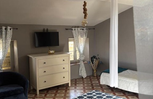 Fabrezan Bed & Breakfast | CHAMBRE D'HOTE Ô MAZETTE visite de l'Aude
