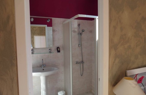 Laure-Minervois Apartment | CHAMBRE D'HOTE SAUVIGNON CHEZ LE VIGNERON